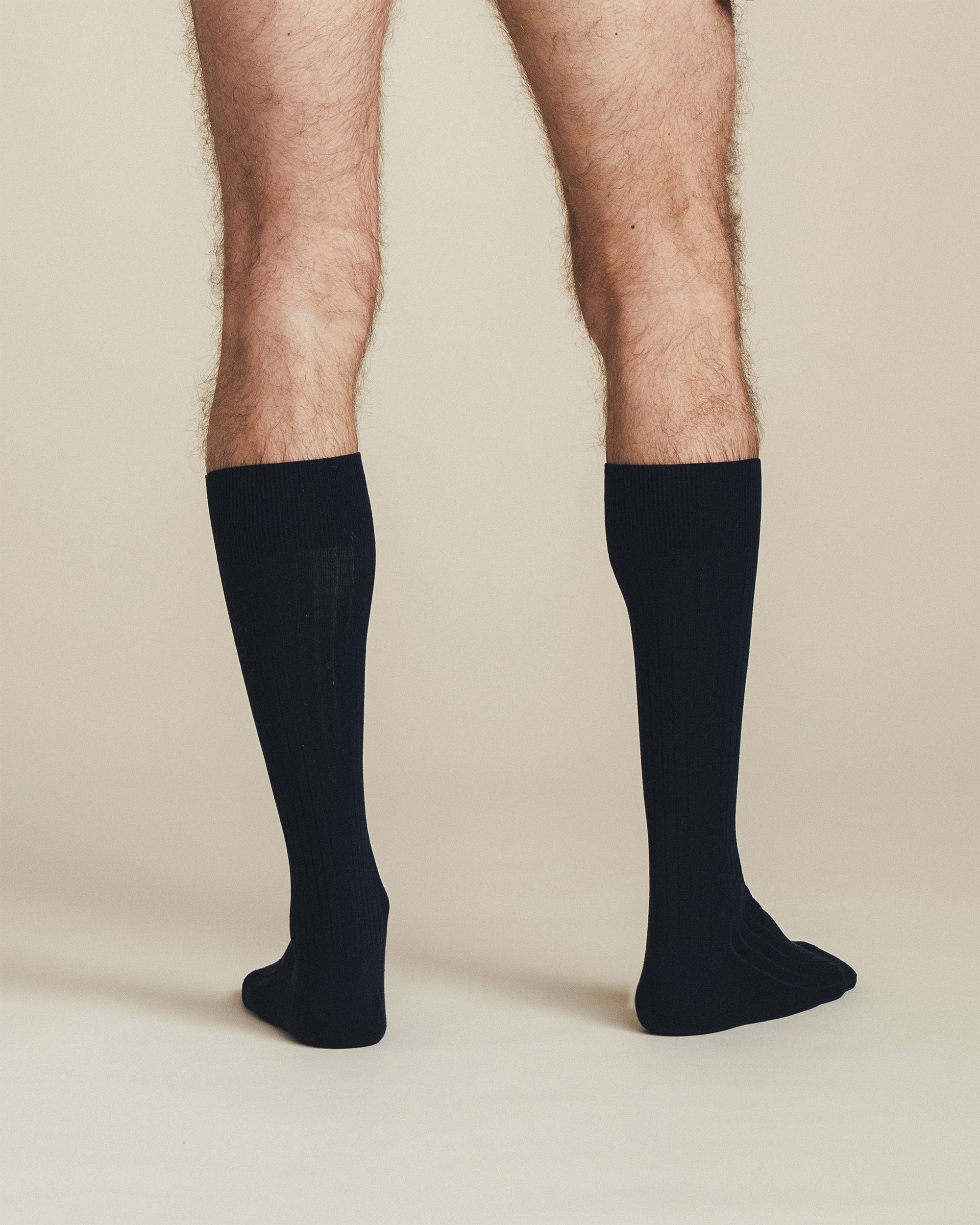 back view mens navy mid calf cotton socks